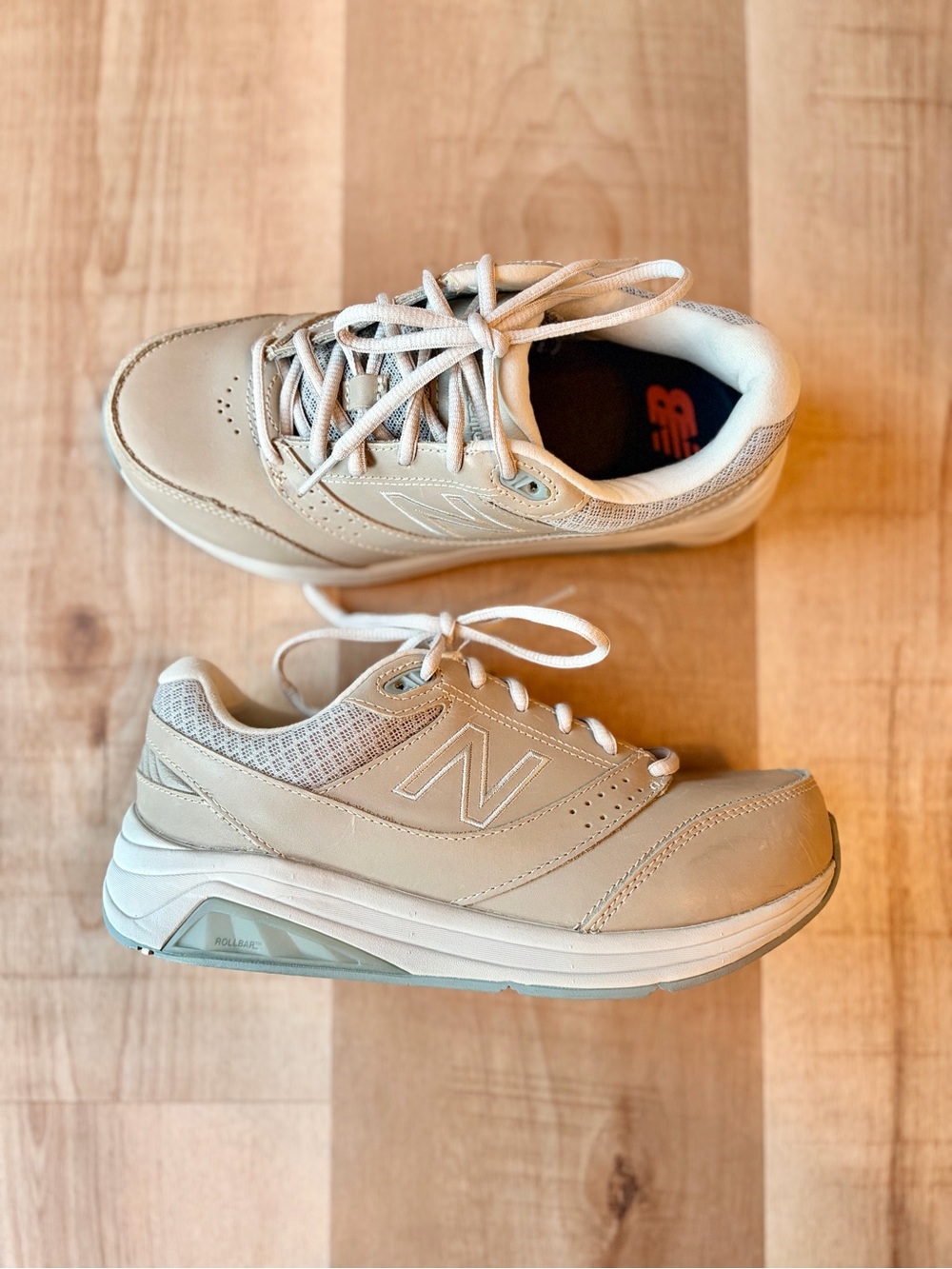 New Balance 928v3 Women’s Bone Lace-Up Leather Walking Sneakers
